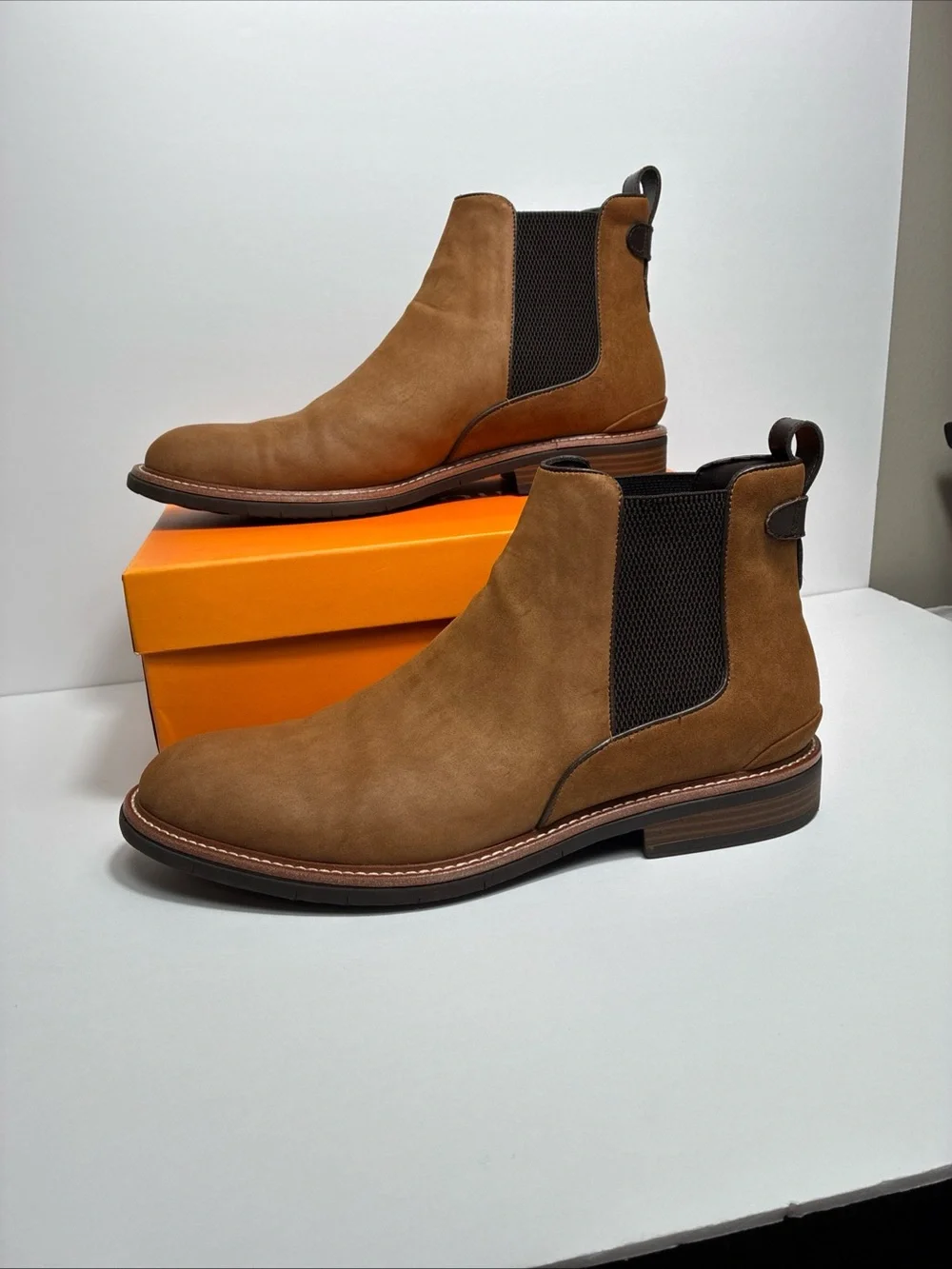 Kenneth Cole Reaction Brown Suede Chukka Boots